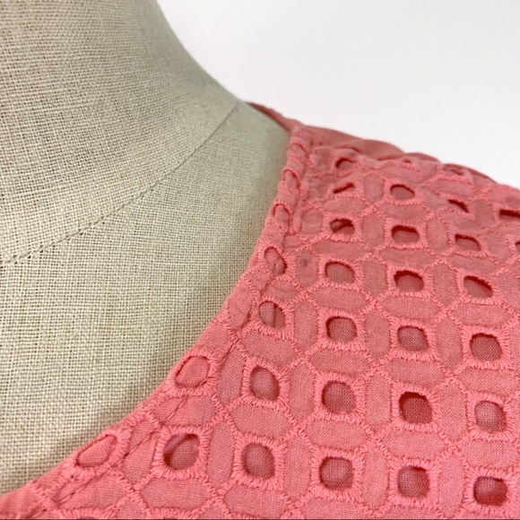 Gap- Pink Sleeveless Square Eyelet Top Large - Picture 3 of 6